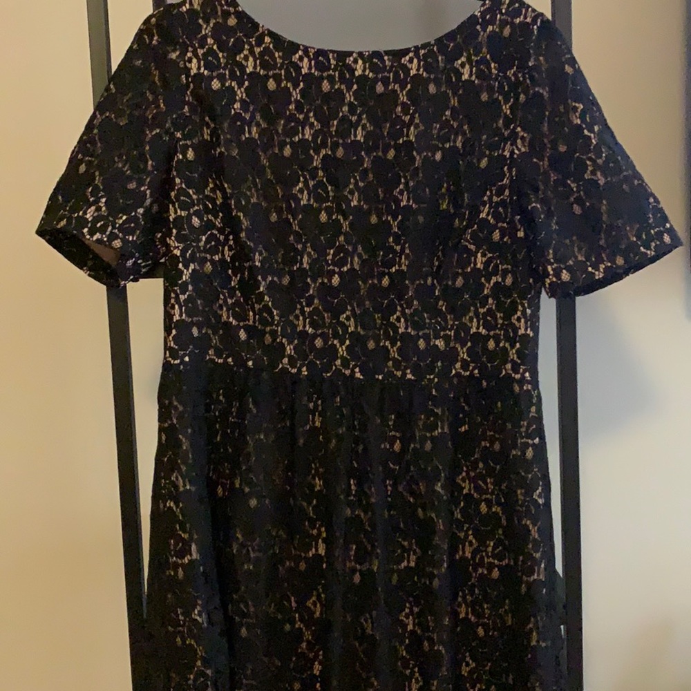 Adrianna Papell black cocktail dress/ cream slip